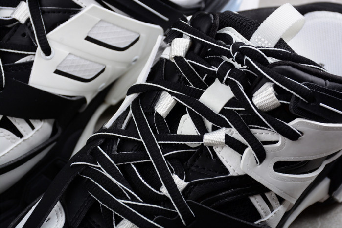 TRACK SNEAKER TS125