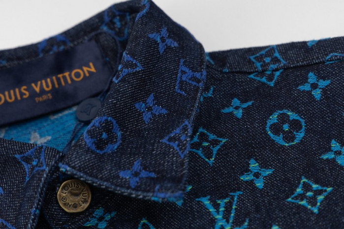 LV CLOTHES V00020