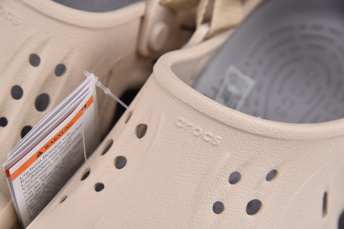 CROCS X SALEHE BEMBURY C00020