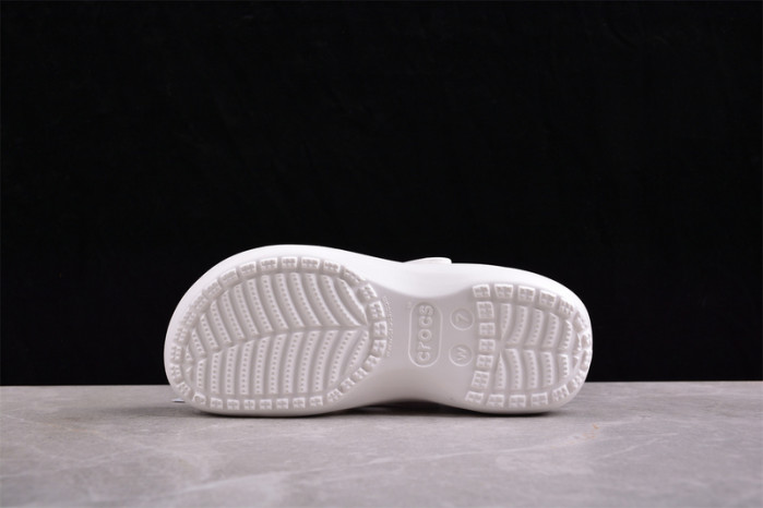 CROCS SCANDAL C00041