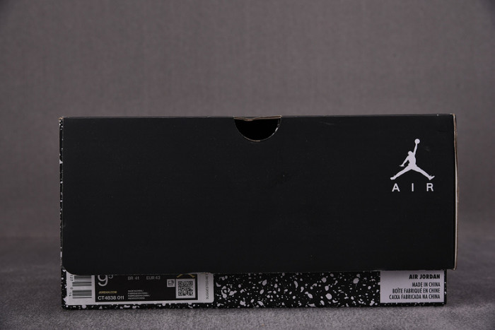 AIR JORDAN 5 RETRO