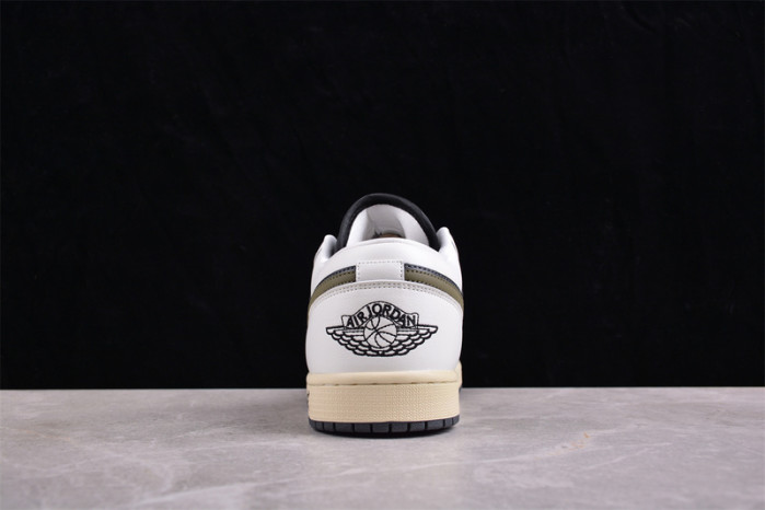 Air Jordan 1 Low