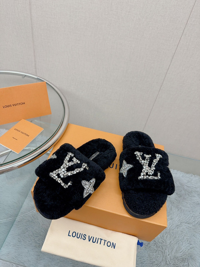 L&V SANDAL149