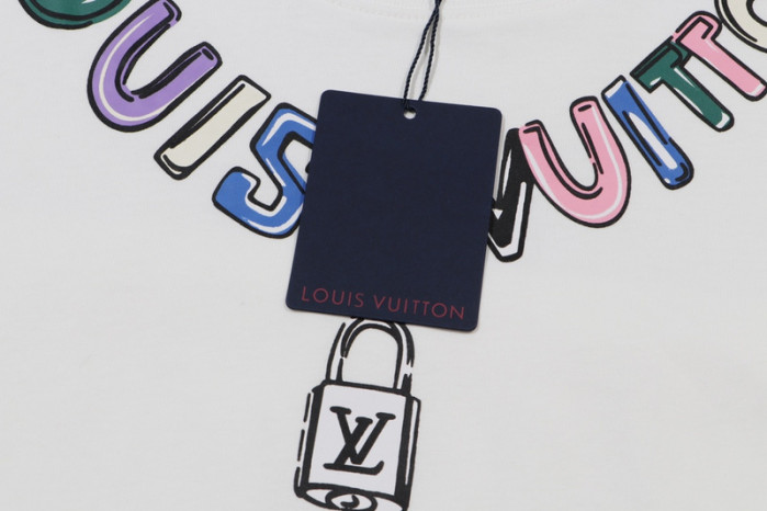 LV CLOTHES V00071