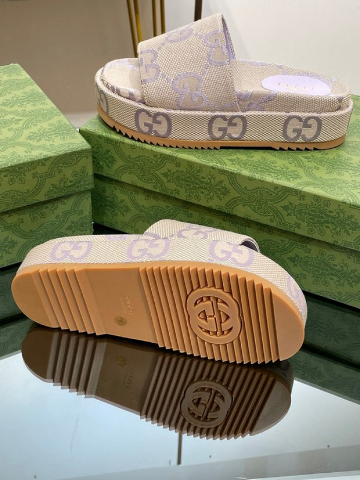 Gucc* Sandal 152
