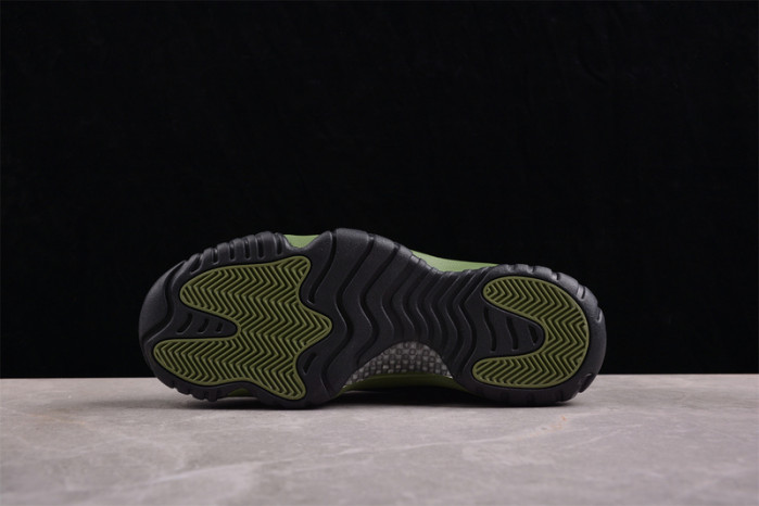 AIR JORDAN 11