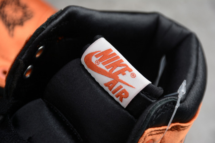 Air Jordan 1 Retro Satin Shattered Backboard AV3725-010