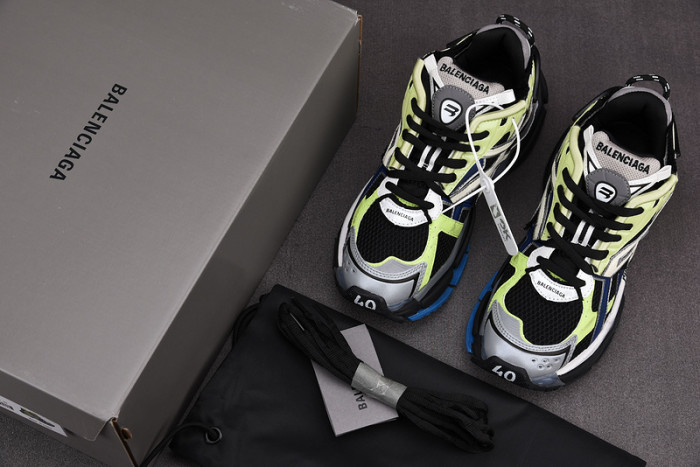 RUNNER SNEAKER RS116