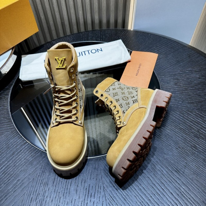 LV BOOTS L000053