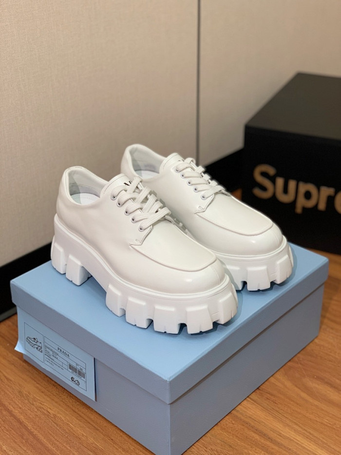 Pra*a boots sneakers