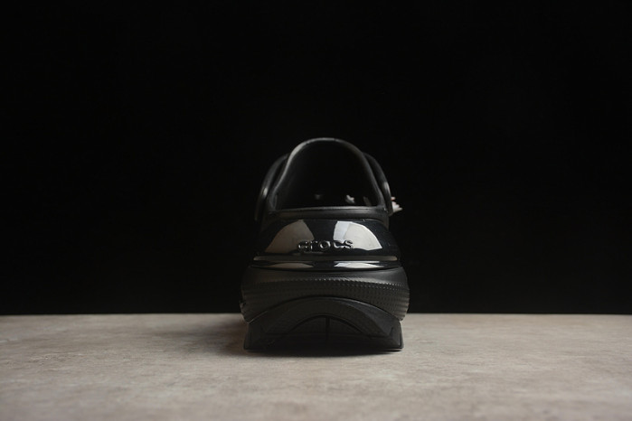 CROCS SCANDAL C00027