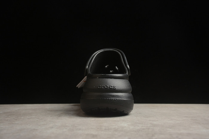 CROCS SCANDAL C00029