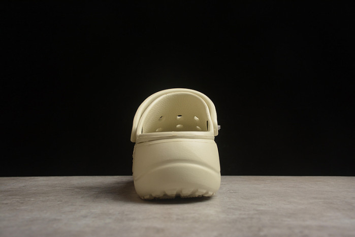 CROCS SCANDAL C00040