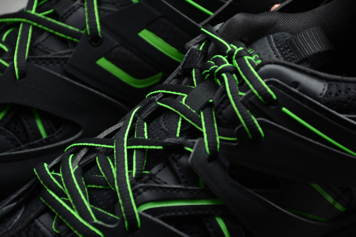 TRACK SNEAKER TS162