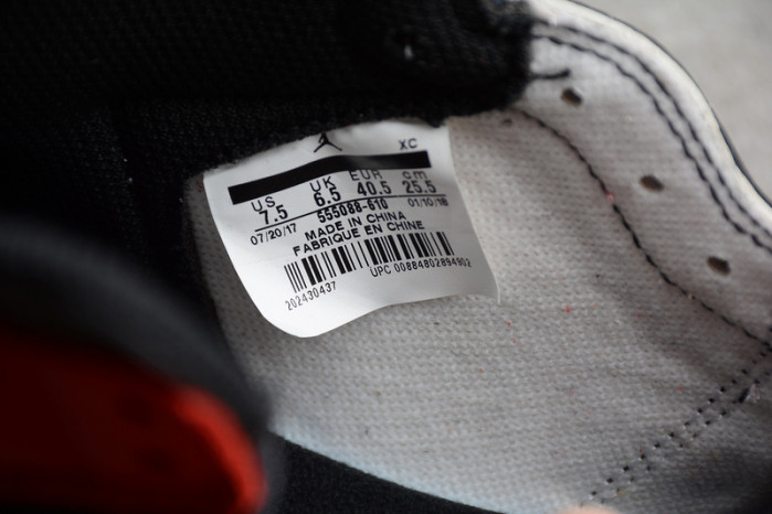 Air Jordan 1 Retro High OG Bred Toe 555088-610