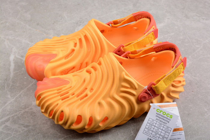 crocs x Salehe Bembury C00009