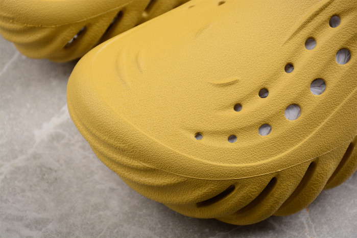 crocs x Salehe Bembury C00003