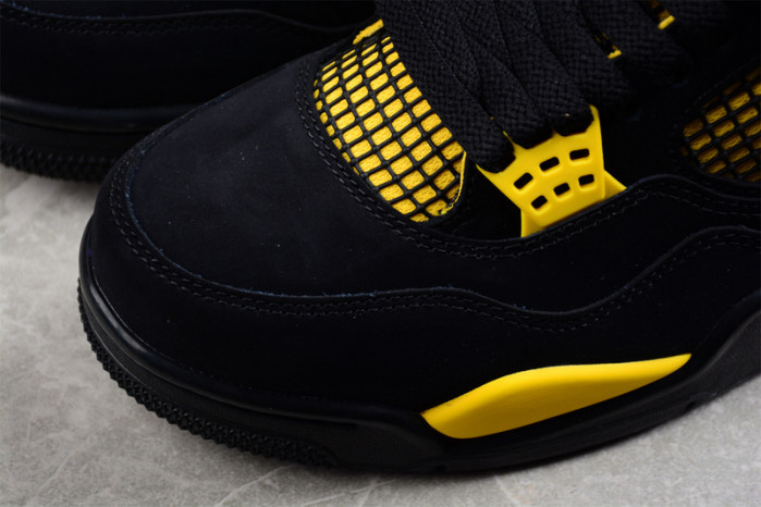 AIR JORDAN 4 RETRO