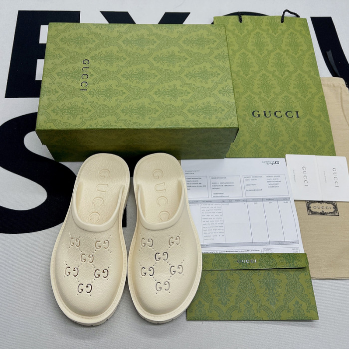 Gucc* Sandal 109