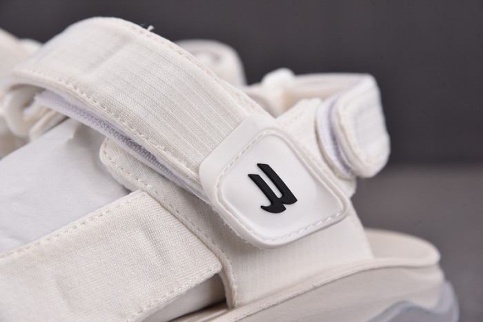 Balenciag* Sandal28