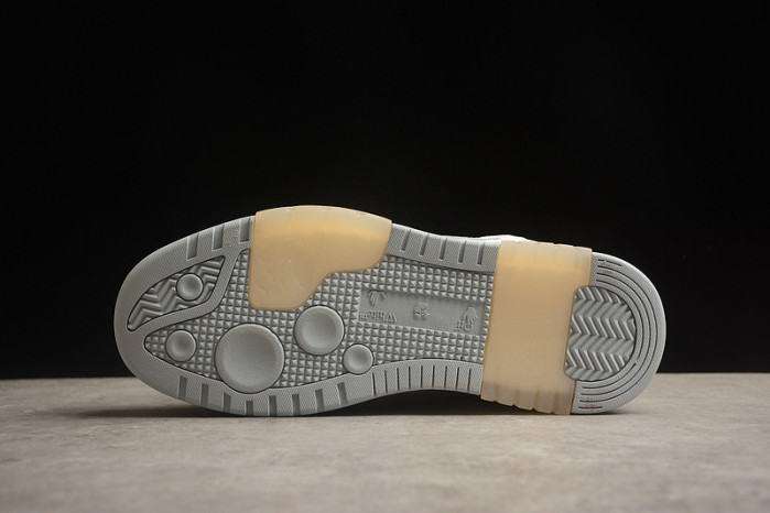 OFW SNEAKER