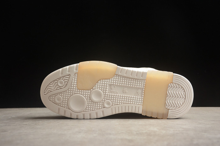 OFW SNEAKER