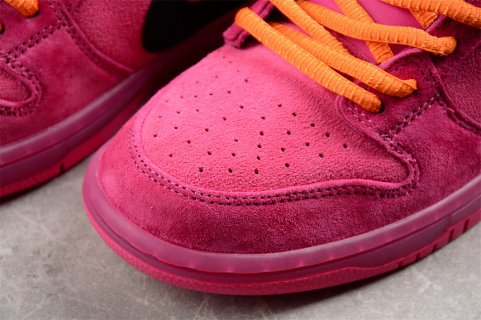 he Powerpuff Girls x Nike SB Dunk Low “Buttercup” FZ8319-600