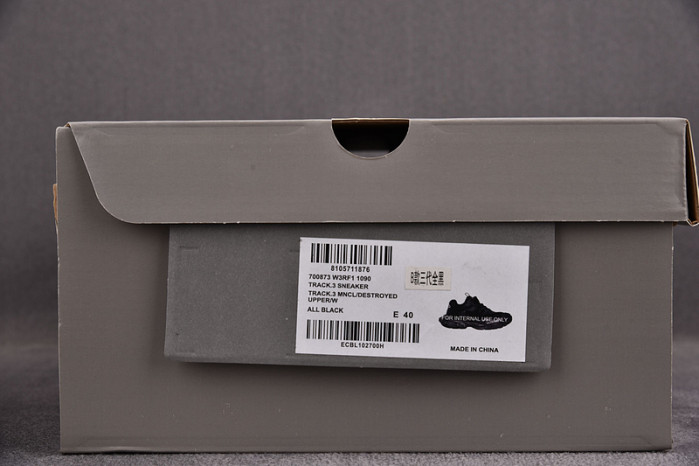 TRACK SNEAKER TS072