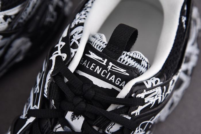 TRACK SNEAKER TS088