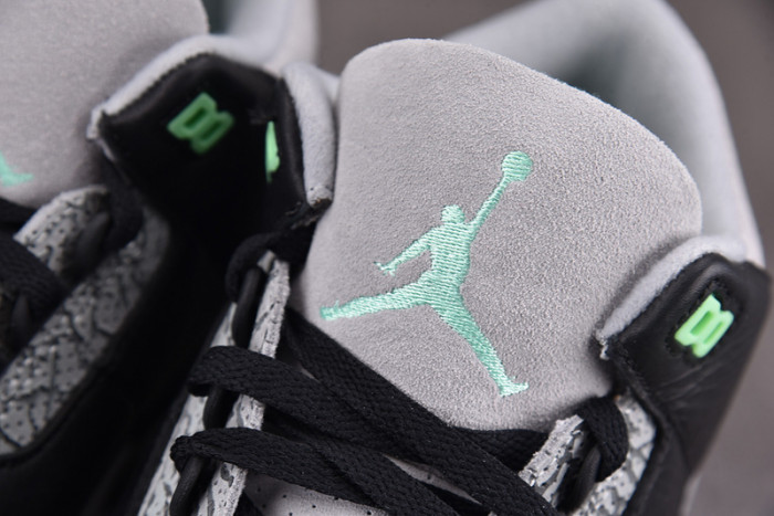 Jordan 3 Retro Green Glow CT8532-031