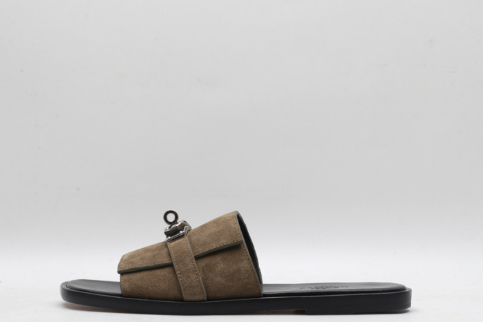 Herme* Sandal58