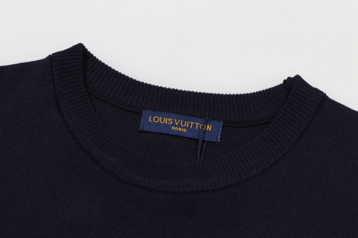 LV CLOTHES V00062
