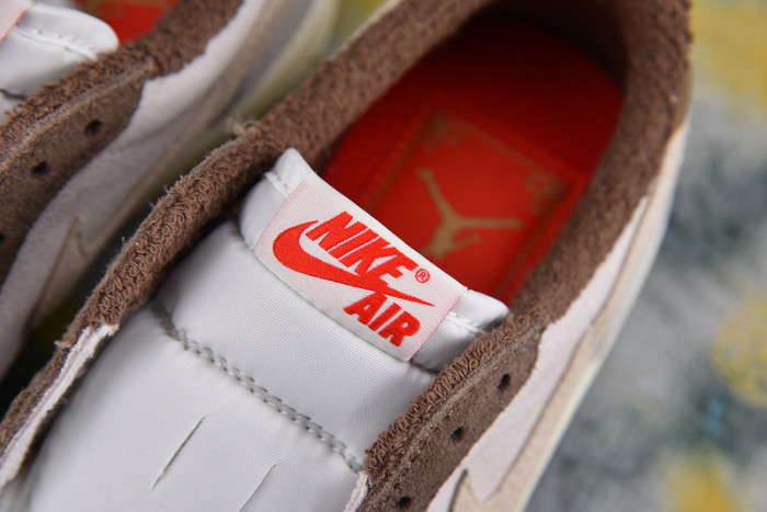 AIR JORDAN 1 RETRO LOW OG