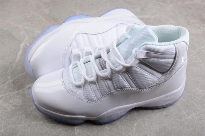 AIR JORDAN 11 RETRO