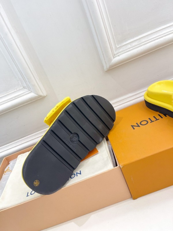 L&V SANDAL146