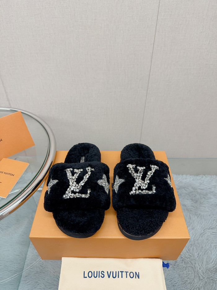 L&V SANDAL149
