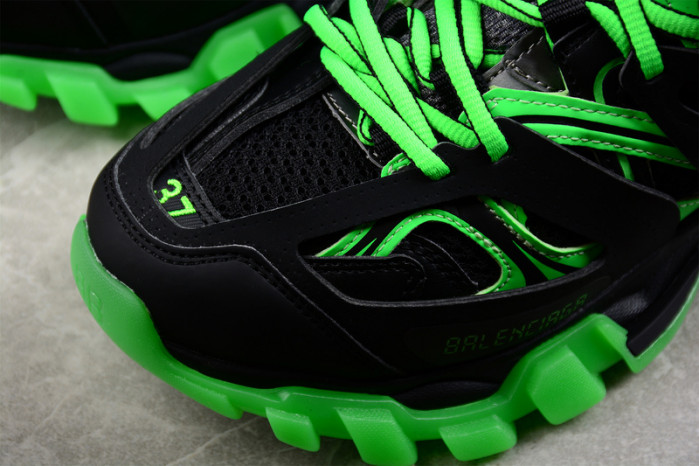 TRACK SNEAKER TS115