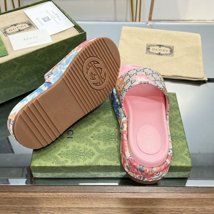 Gucc* Sandal 157