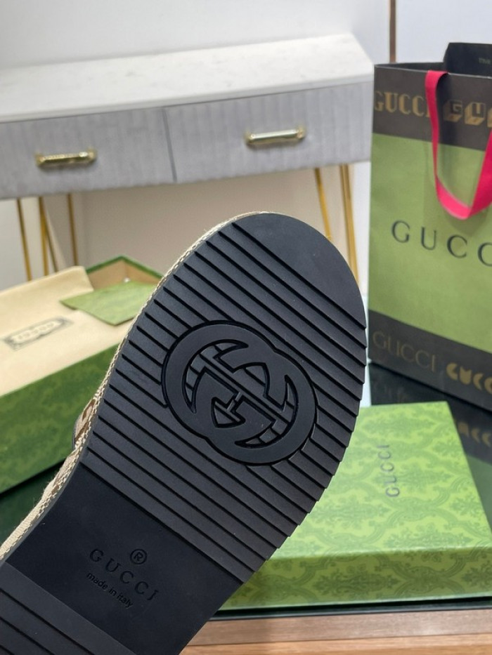 Gucc* Sandal 169