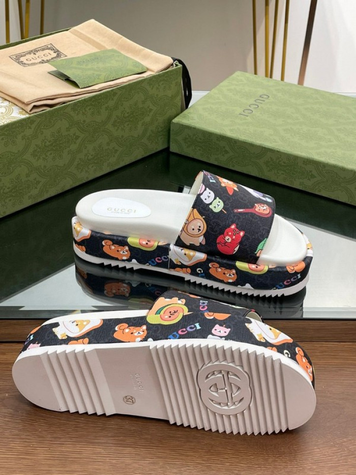 Gucc* Sandal 176