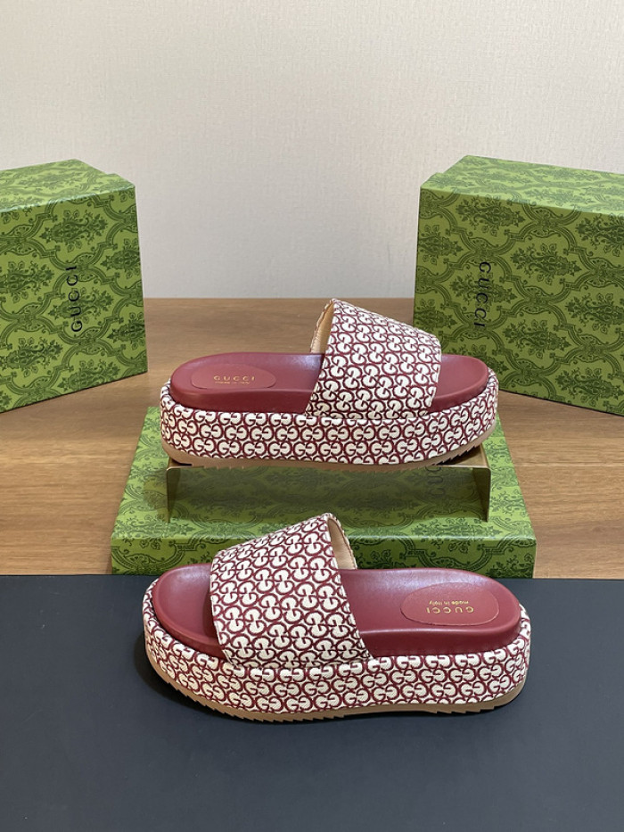 Gucc* Sandal 178