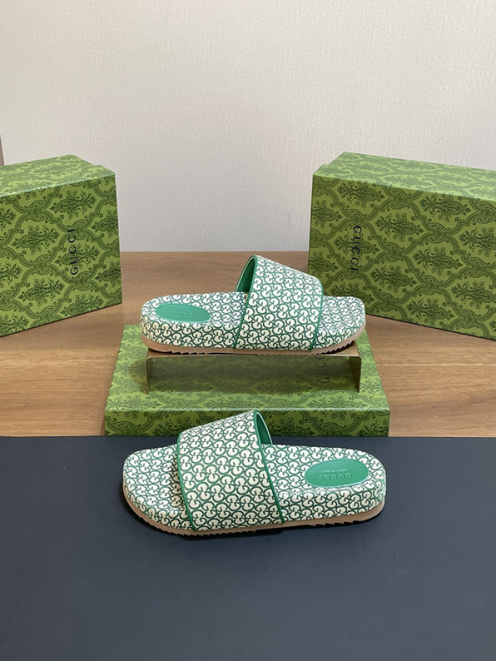 Gucc* Sandal 182