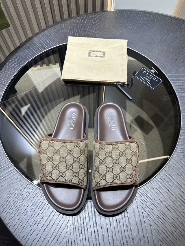 Gucc* Sandal 131