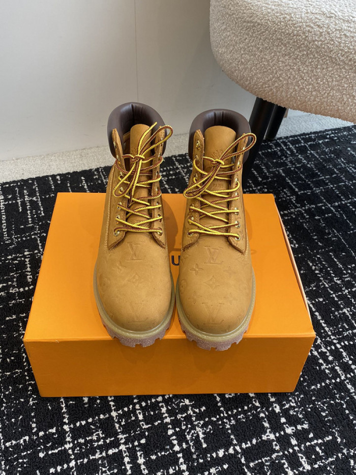 LV BOOST L000011