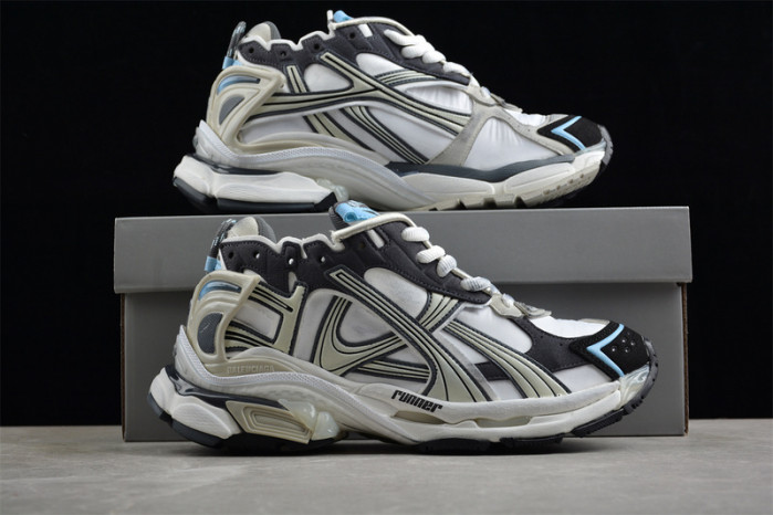 RUNNER SNEAKER RS107