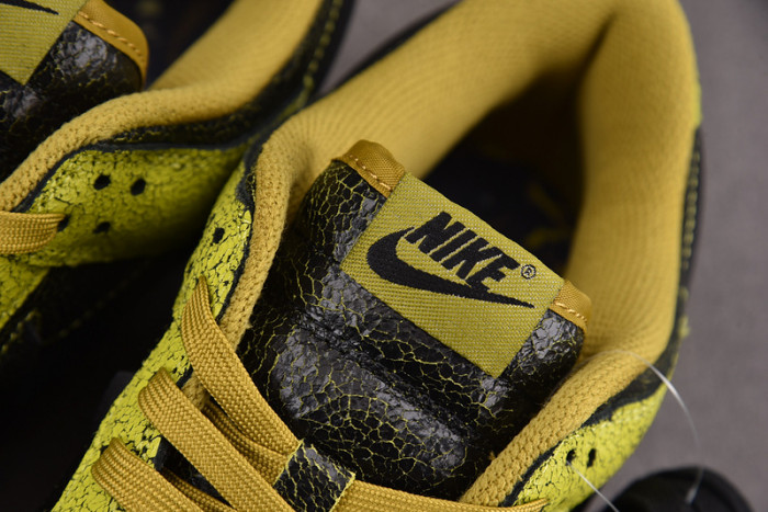 Nike Dunk Low "Halloween Skull" HV6103-300