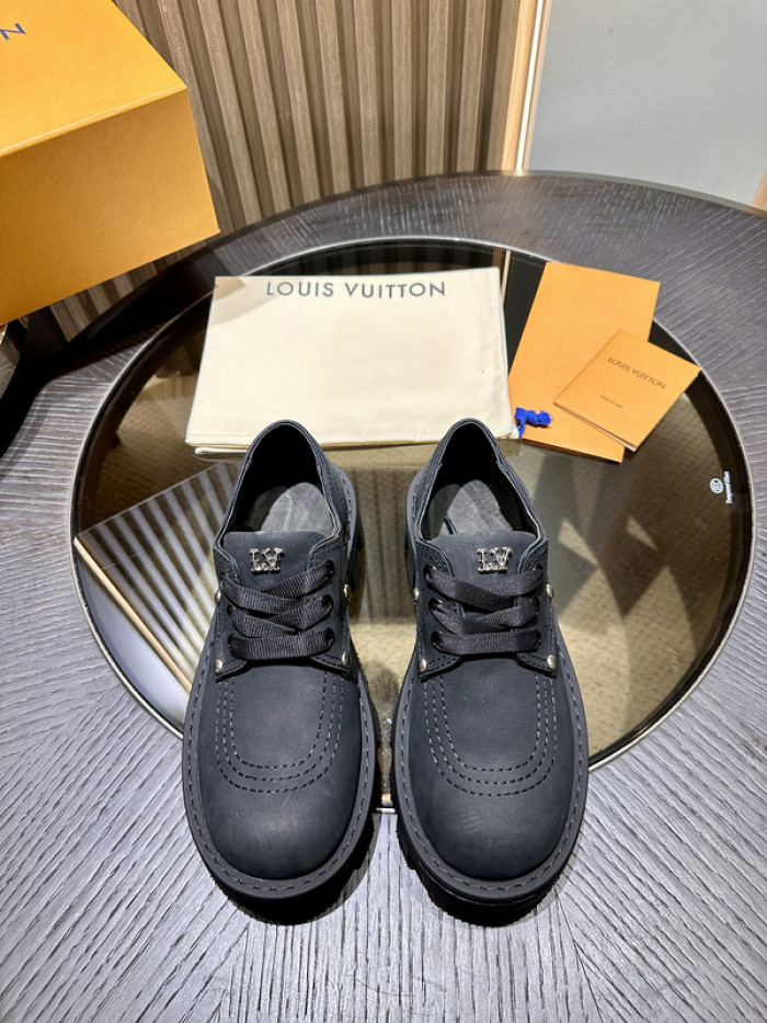LV BOOTS L000028