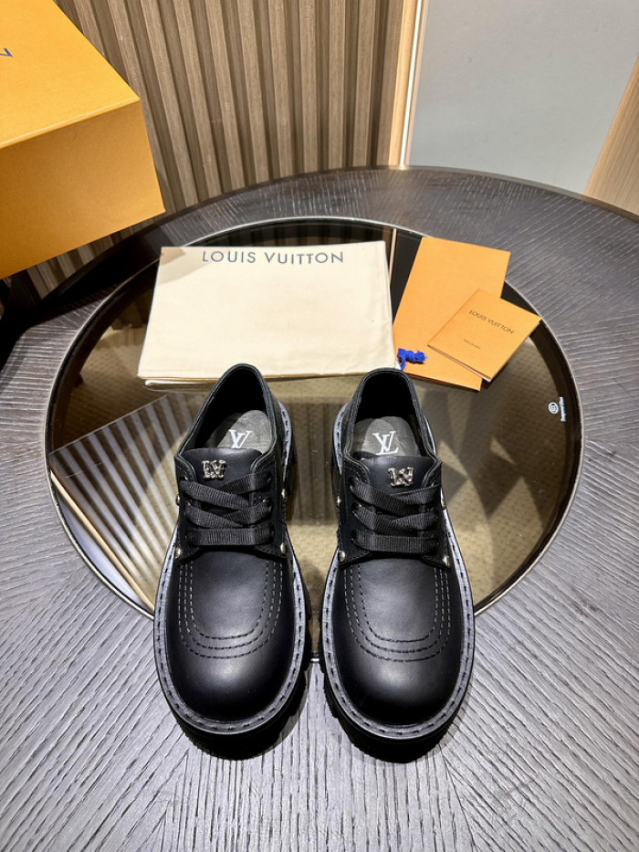 LV BOOTS L000029
