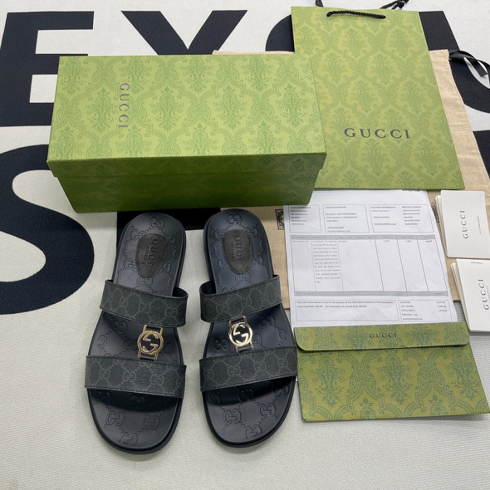 Gucc* Sandal 92