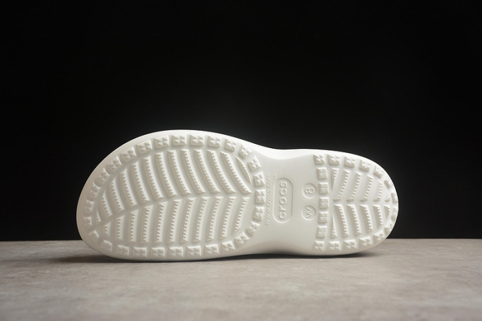 CROCS SCANDAL C00038
